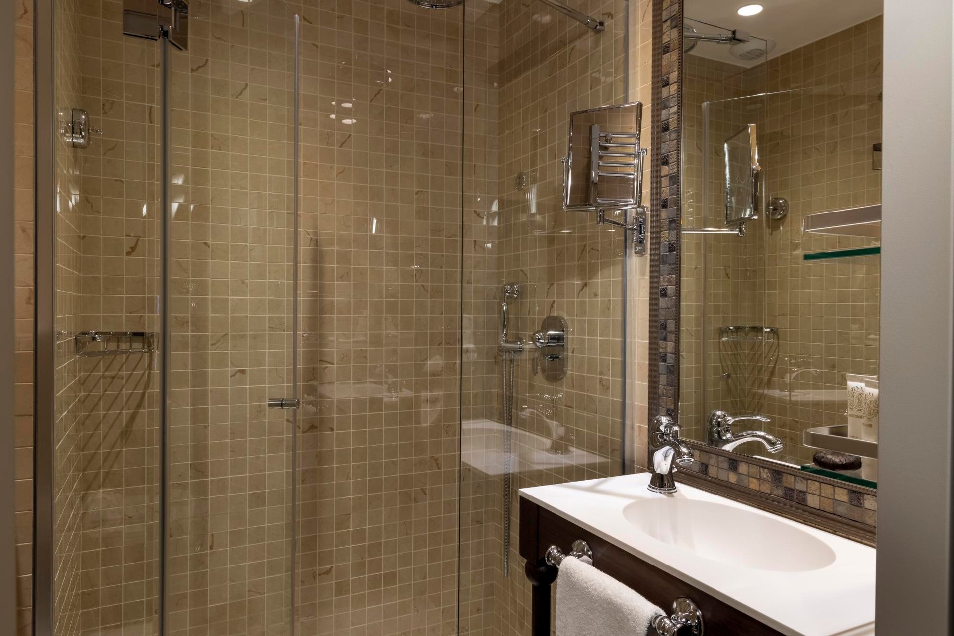 Hotel Vinci Due - Chambre Supérieure - Salle de bain